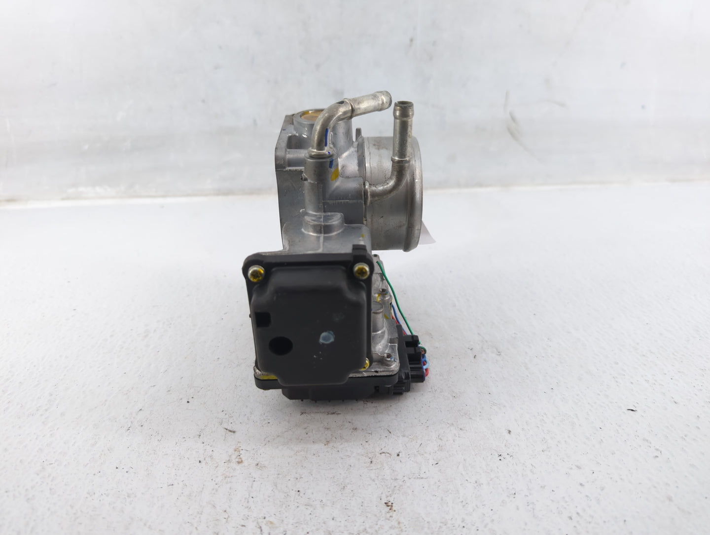 2016-2022 Honda Civic Throttle Body P/N:M22859337727 Fits Fits 2016 2017 2018 2019 2020 2021 2022 OEM Used Auto Parts - Oemu