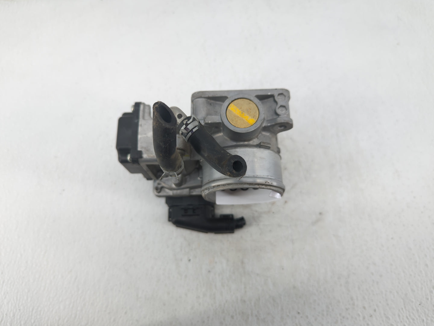 2016-2022 Honda Civic Throttle Body P/N:M22857559572 Fits Fits 2016 2017 2018 2019 2020 2021 2022 OEM Used Auto Parts - Oemu