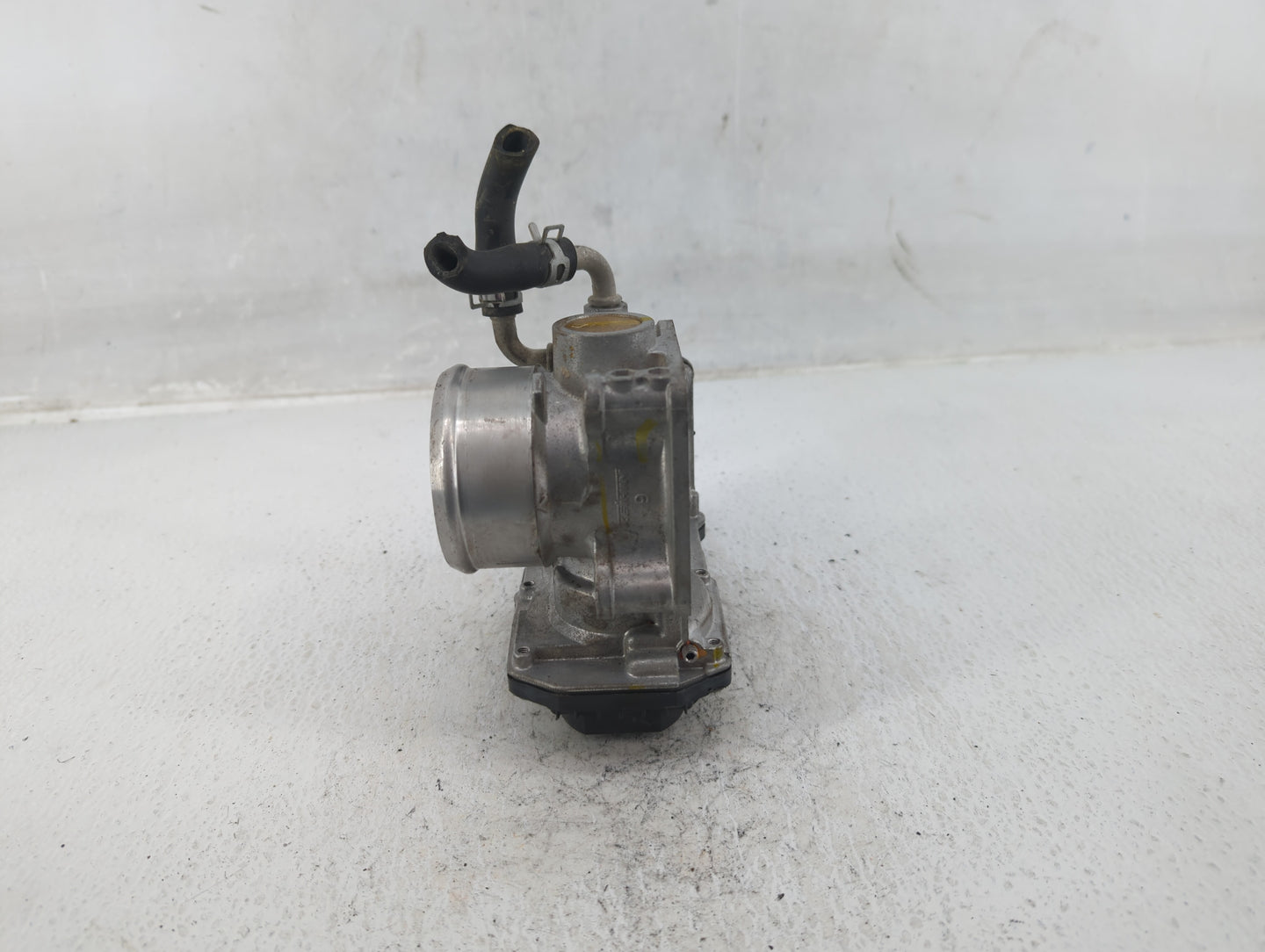 2016-2022 Honda Civic Throttle Body P/N:GMG9A Fits Fits 2016 2017 2018 2019 2020 2021 2022 OEM Used Auto Parts - Oemusedauto