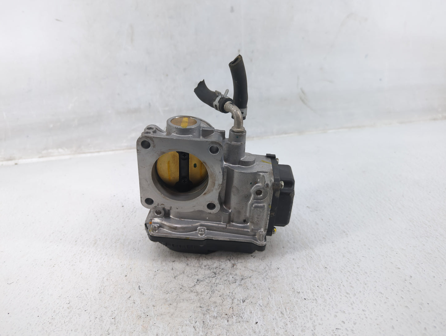 2016-2022 Honda Civic Throttle Body P/N:GMG9A Fits Fits 2016 2017 2018 2019 2020 2021 2022 OEM Used Auto Parts - Oemusedauto