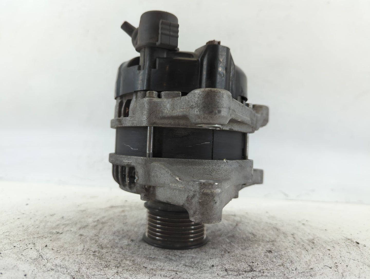 2017-2022 Honda Civic Alternator Replacement Generator Charging Assembly Engine OEM P/N:104211-4340 Fits OEM Used Auto Parts