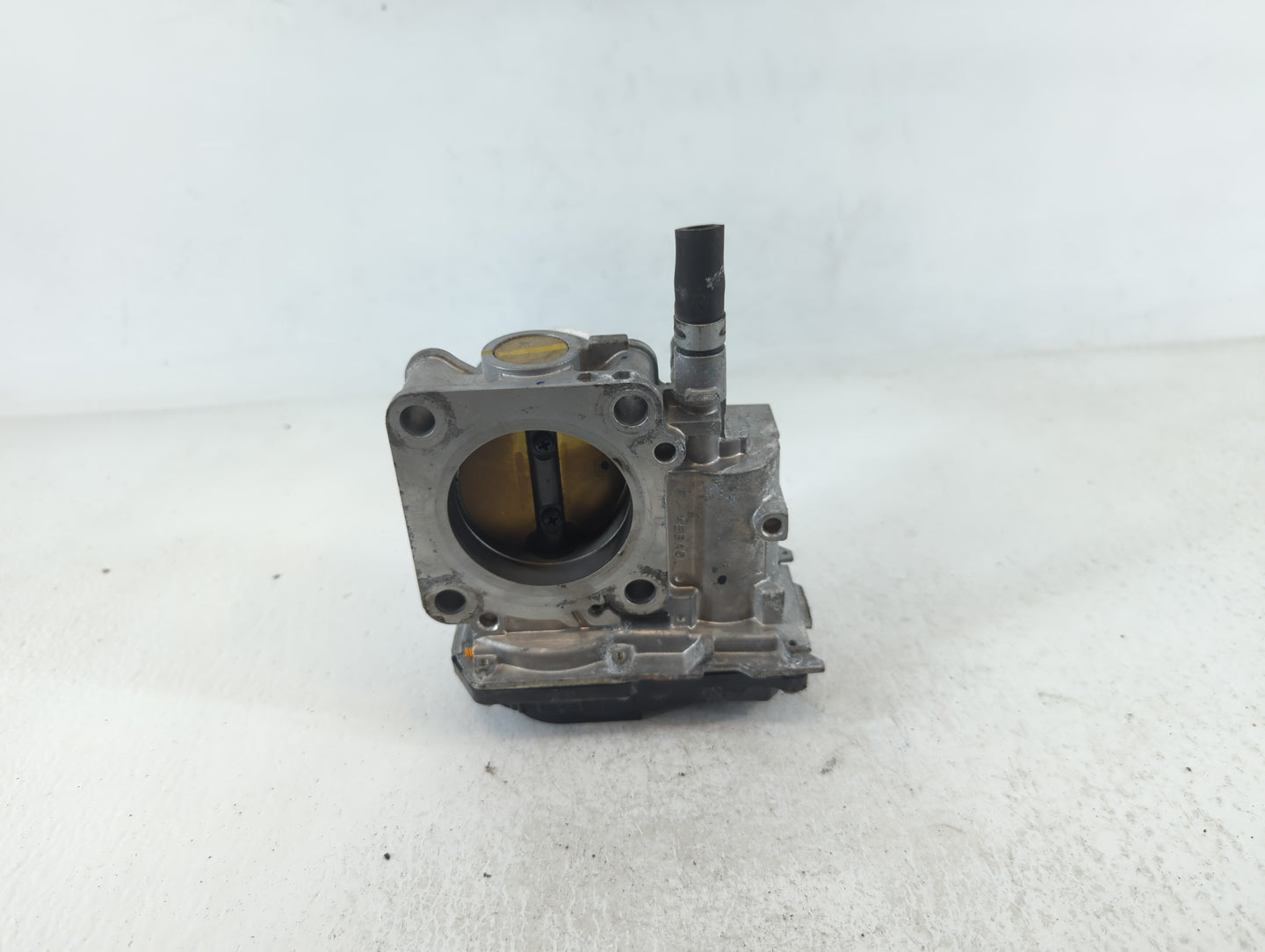 2016-2022 Honda Civic Throttle Body P/N:146346 M20726, GMH1A Fits Fits 2016 2017 2018 2019 2020 2021 2022 OEM Used Auto Part