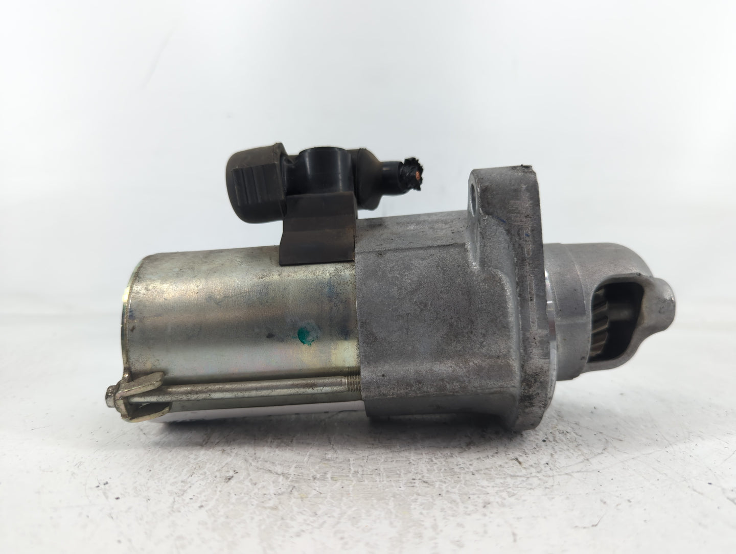 2016-2017 Honda Civic Car Starter Motor Solenoid OEM P/N:SM-75009 Fits Fits 2016 2017 2020 OEM Used Auto Parts - Oemusedauto
