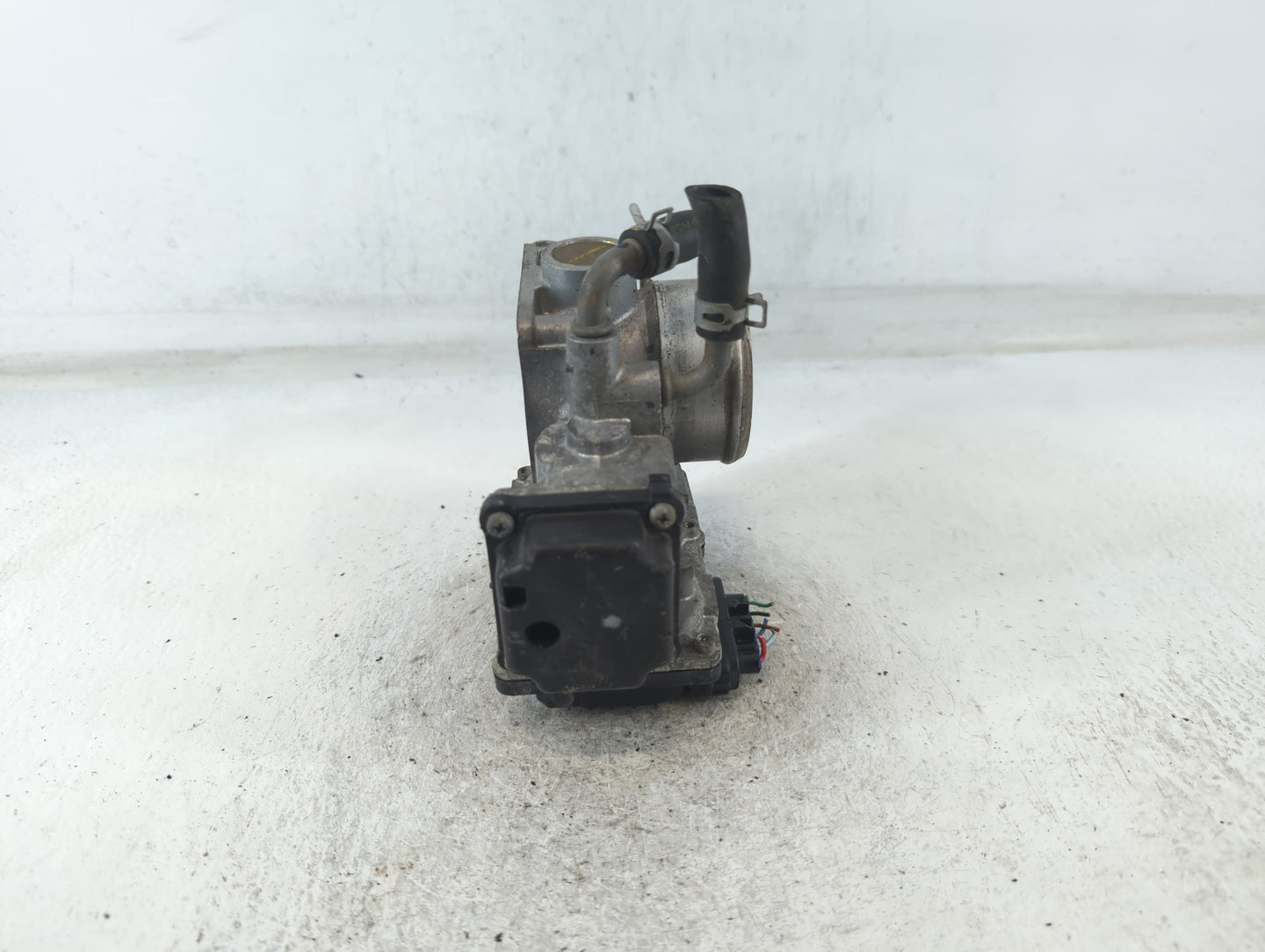 2016-2022 Honda Civic Throttle Body P/N:290093 M90703, GMG9A Fits Fits 2016 2017 2018 2019 2020 2021 2022 OEM Used Auto Part