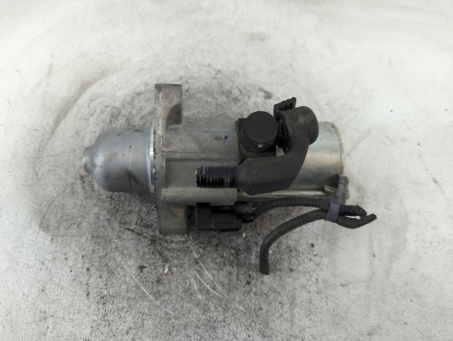 2016-2017 Honda Civic Car Starter Motor Solenoid OEM P/N:SM-75009 Fits Fits 2016 2017 2020 OEM Used Auto Parts - Oemusedauto