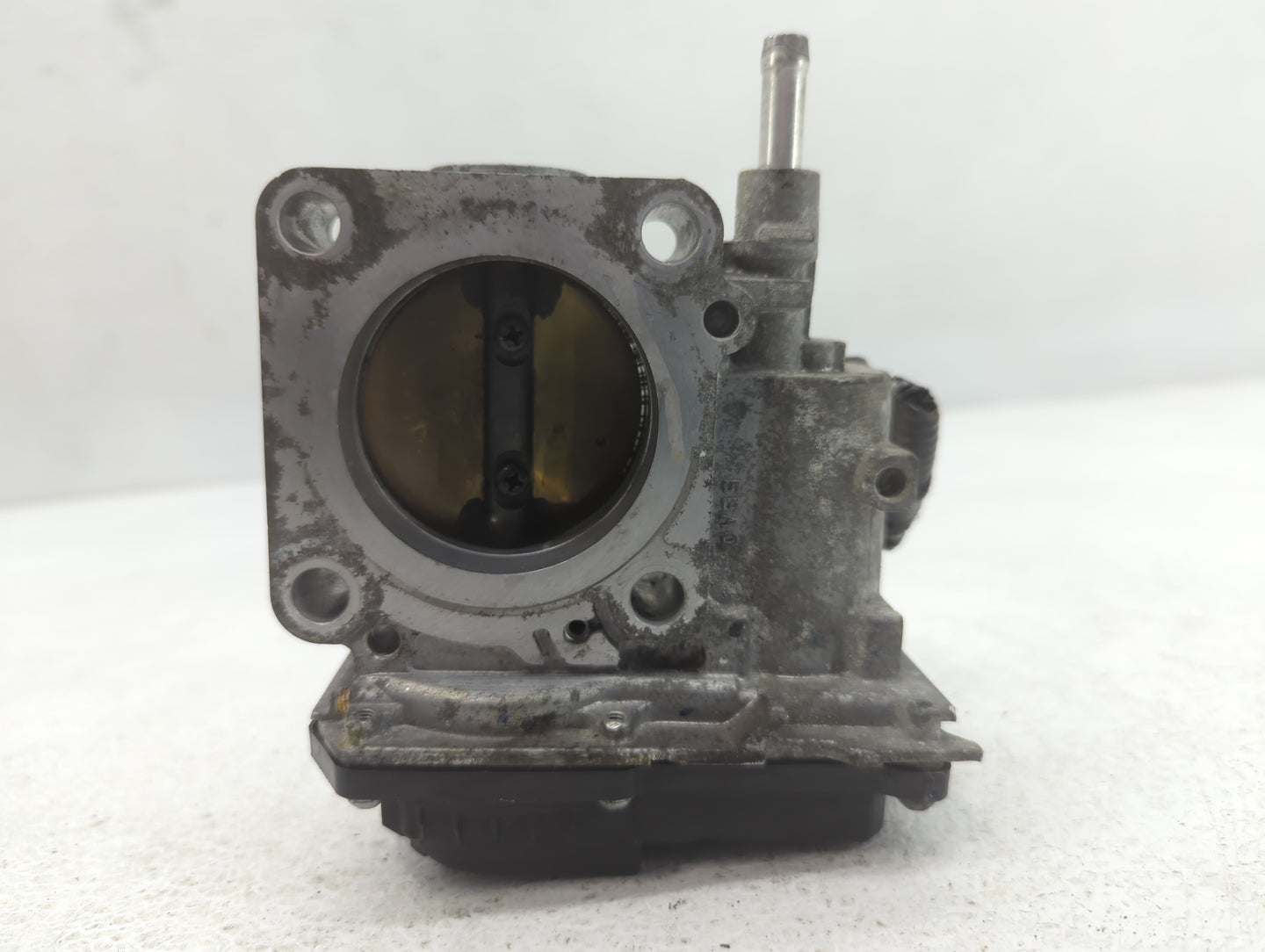 2016-2022 Honda Civic Throttle Body P/N:GMH1A M190912 Fits Fits 2016 2017 2018 2019 2020 2021 2022 OEM Used Auto Parts - Oem