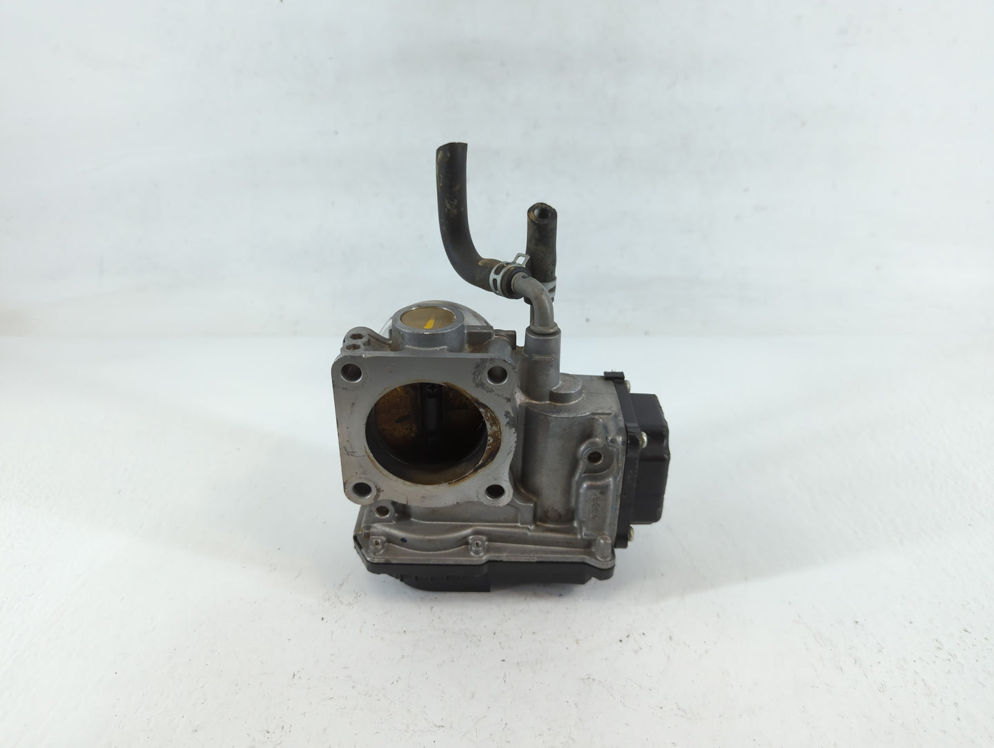 2016-2022 Honda Civic Throttle Body P/N:GMG9A 000865355 Fits Fits 2016 2017 2018 2019 2020 2021 2022 OEM Used Auto Parts - O
