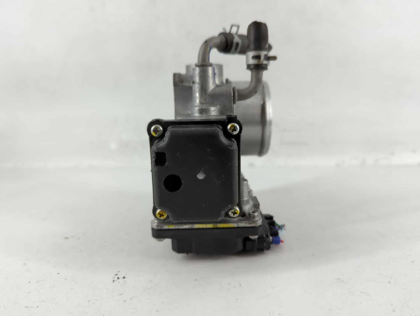 2016-2022 Honda Civic Throttle Body P/N:M22859012049 GMG9A Fits Fits 2016 2017 2018 2019 2020 2021 2022 OEM Used Auto Parts 