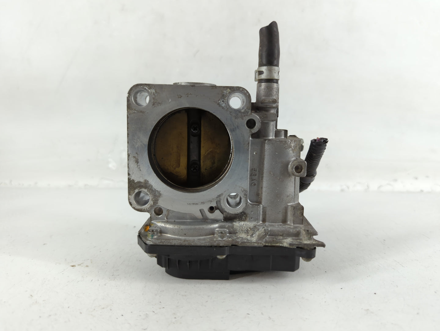 2016-2022 Honda Civic Throttle Body P/N:896188 M70105, GMH1A Fits Fits 2016 2017 2018 2019 2020 2021 2022 OEM Used Auto Part