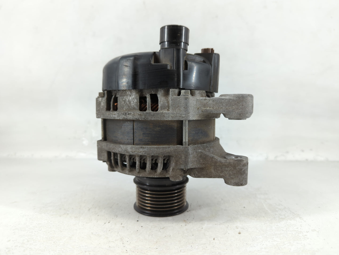 2017-2022 Honda Civic Alternator Replacement Generator Charging Assembly Engine OEM P/N:104211-4340 Fits OEM Used Auto Parts