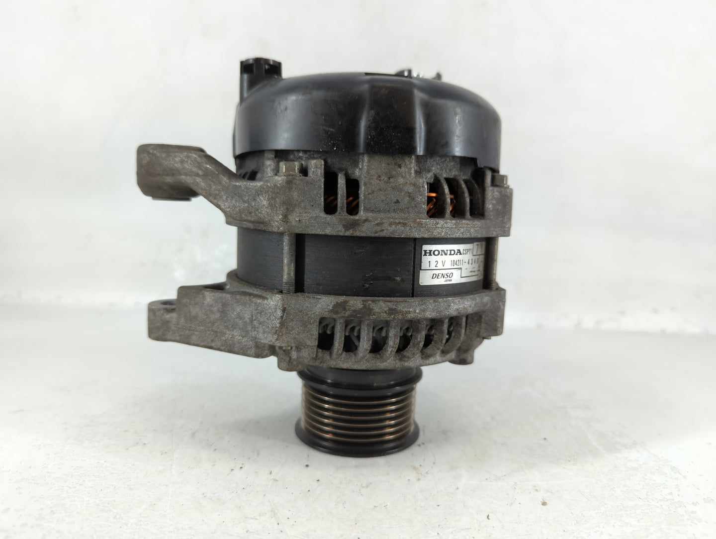 2017-2022 Honda Civic Alternator Replacement Generator Charging Assembly Engine OEM P/N:104211-4340 Fits OEM Used Auto Parts