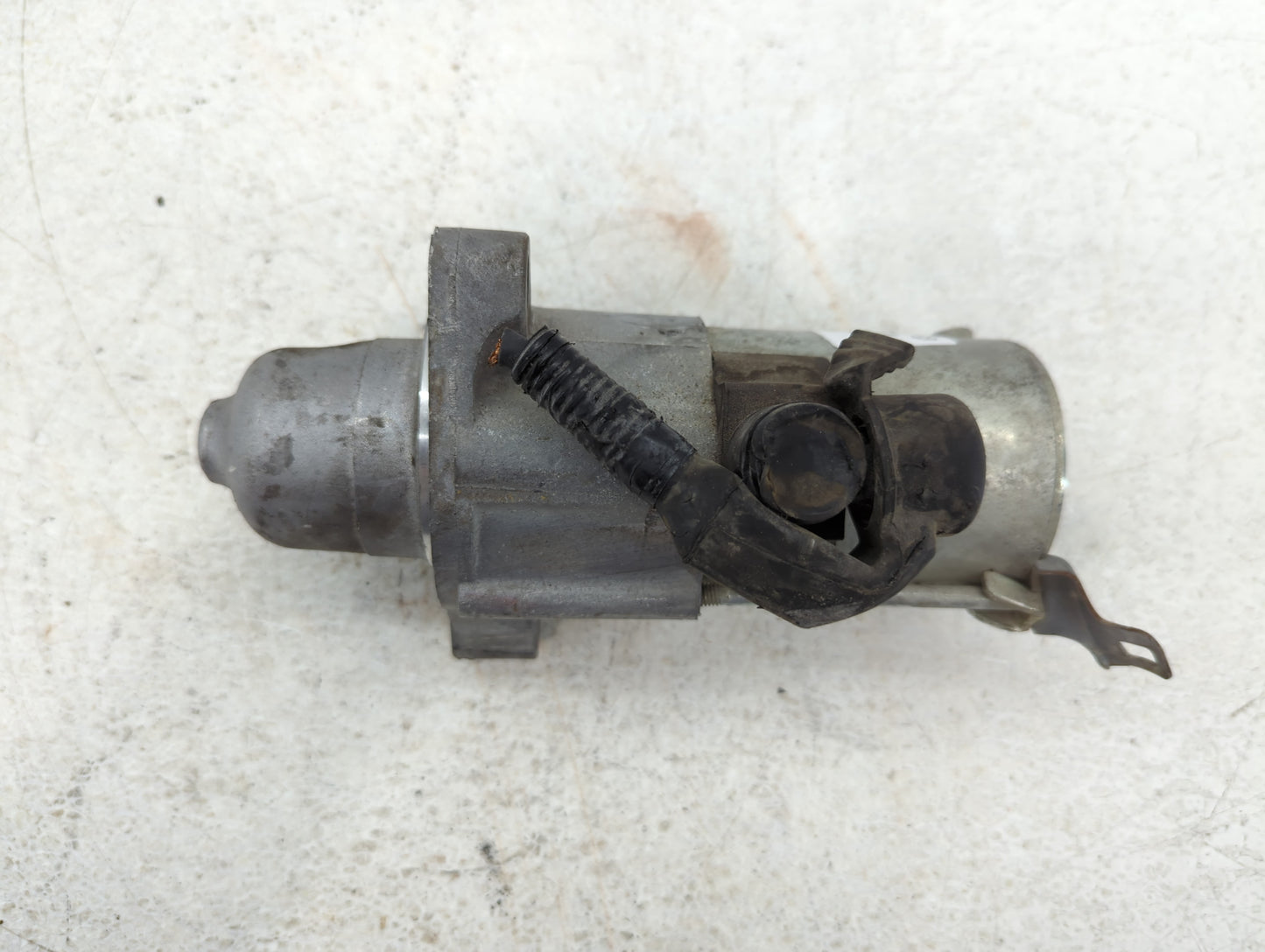2016-2017 Honda Civic Car Starter Motor Solenoid OEM P/N:SM-75009 Fits Fits 2016 2017 2020 OEM Used Auto Parts - Oemusedauto