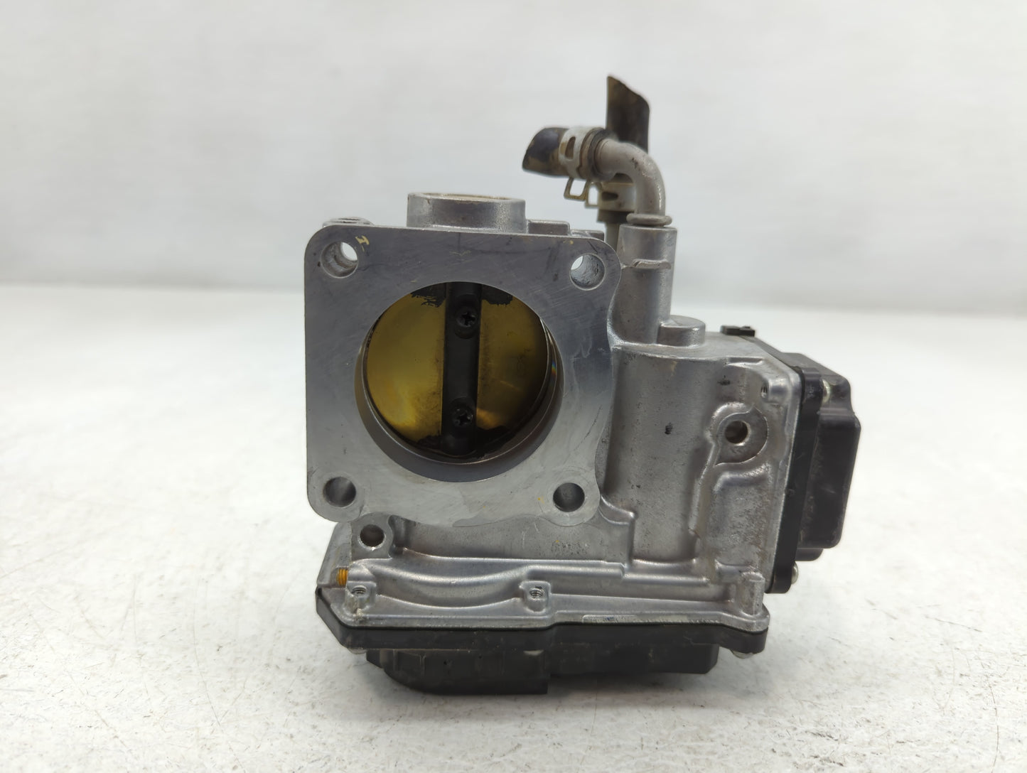 2016-2022 Honda Civic Throttle Body P/N:GMG9A M22858566727 Fits Fits 2016 2017 2018 2019 2020 2021 2022 OEM Used Auto Parts 