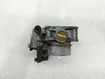 2016-2022 Honda Civic Throttle Body P/N:M90130 GMH1A, 049323 Fits Fits 2016 2017 2018 2019 2020 2021 2022 OEM Used Auto Parts