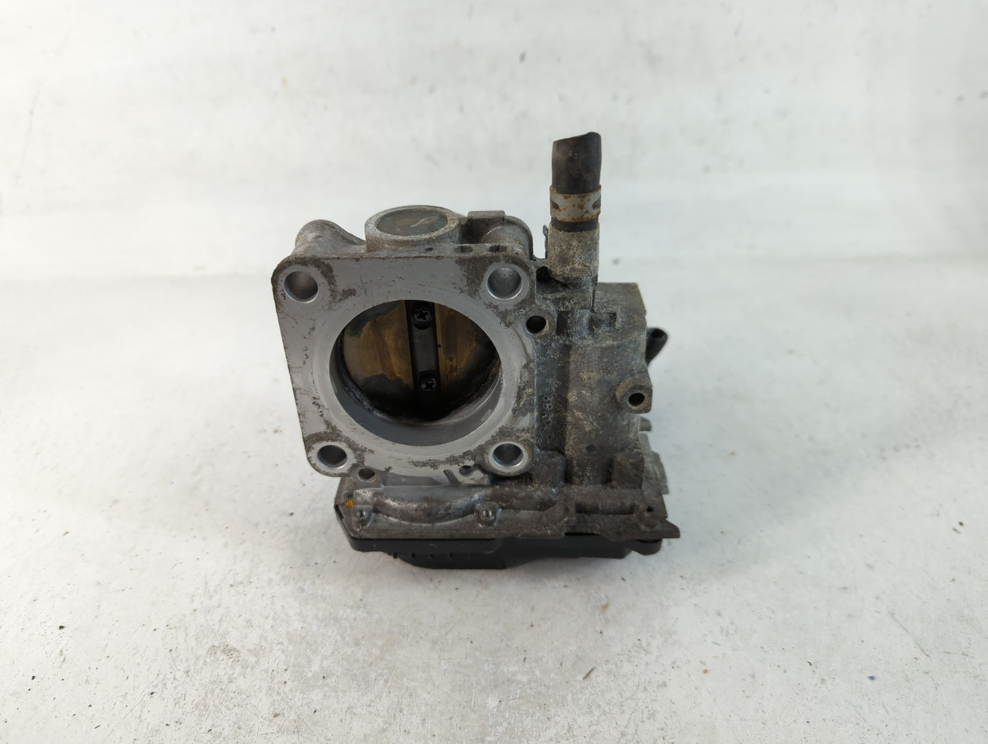 2016-2022 Honda Civic Throttle Body P/N:GMH1A Fits Fits 2016 2017 2018 2019 2020 2021 2022 OEM Used Auto Parts - Oemusedauto