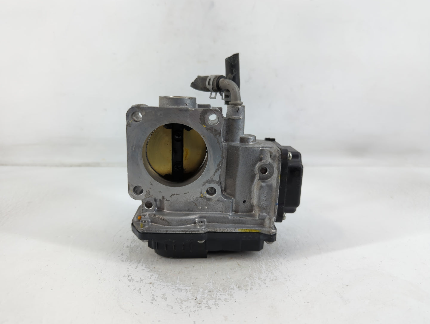 2016-2022 Honda Civic Throttle Body P/N:M22859013365 GMG9A Fits Fits 2016 2017 2018 2019 2020 2021 2022 OEM Used Auto Parts 