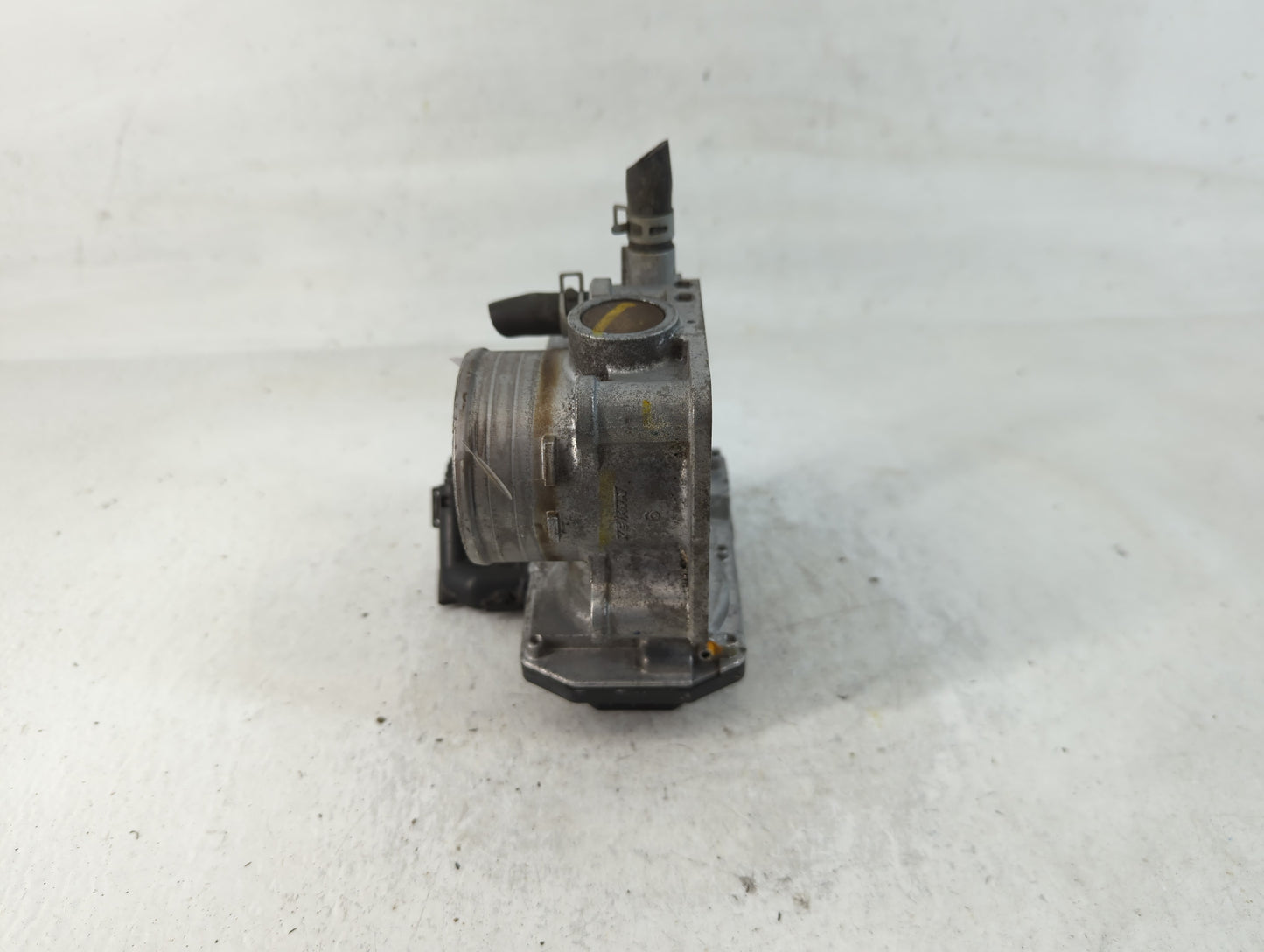 2016-2022 Honda Civic Throttle Body P/N:197657 Fits Fits 2016 2017 2018 2019 2020 2021 2022 OEM Used Auto Parts - Oemusedaut
