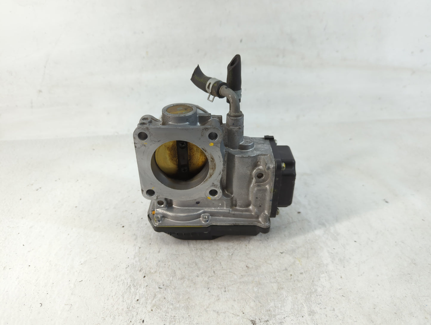 2016-2022 Honda Civic Throttle Body P/N:M22859074325 GMG9A Fits Fits 2016 2017 2018 2019 2020 2021 2022 OEM Used Auto Parts 