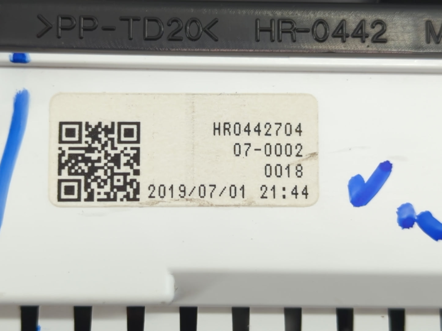 2019-2020 Honda Civic Instrument Cluster Speedometer Gauges P/N:HR0442704 78100-TBA-A110-M1 Fits Fits 2019 2020 OEM Used Aut