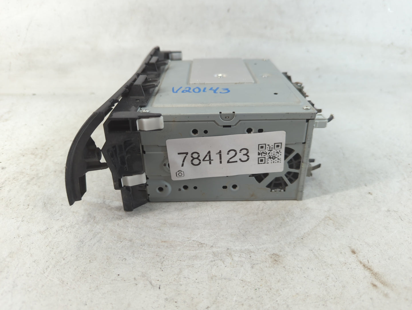 2019-2021 Honda Civic Radio AM FM Cd Player Receiver Replacement P/N:39101-TBC-AA1-M1 Fits Fits 2019 2020 2021 OEM Used Auto
