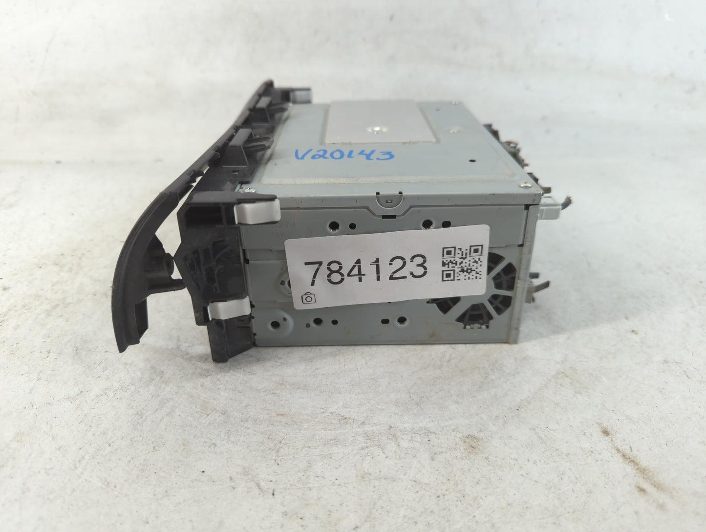 2019-2021 Honda Civic Radio AM FM Cd Player Receiver Replacement P/N:39101-TBC-AA1-M1 Fits Fits 2019 2020 2021 OEM Used Auto