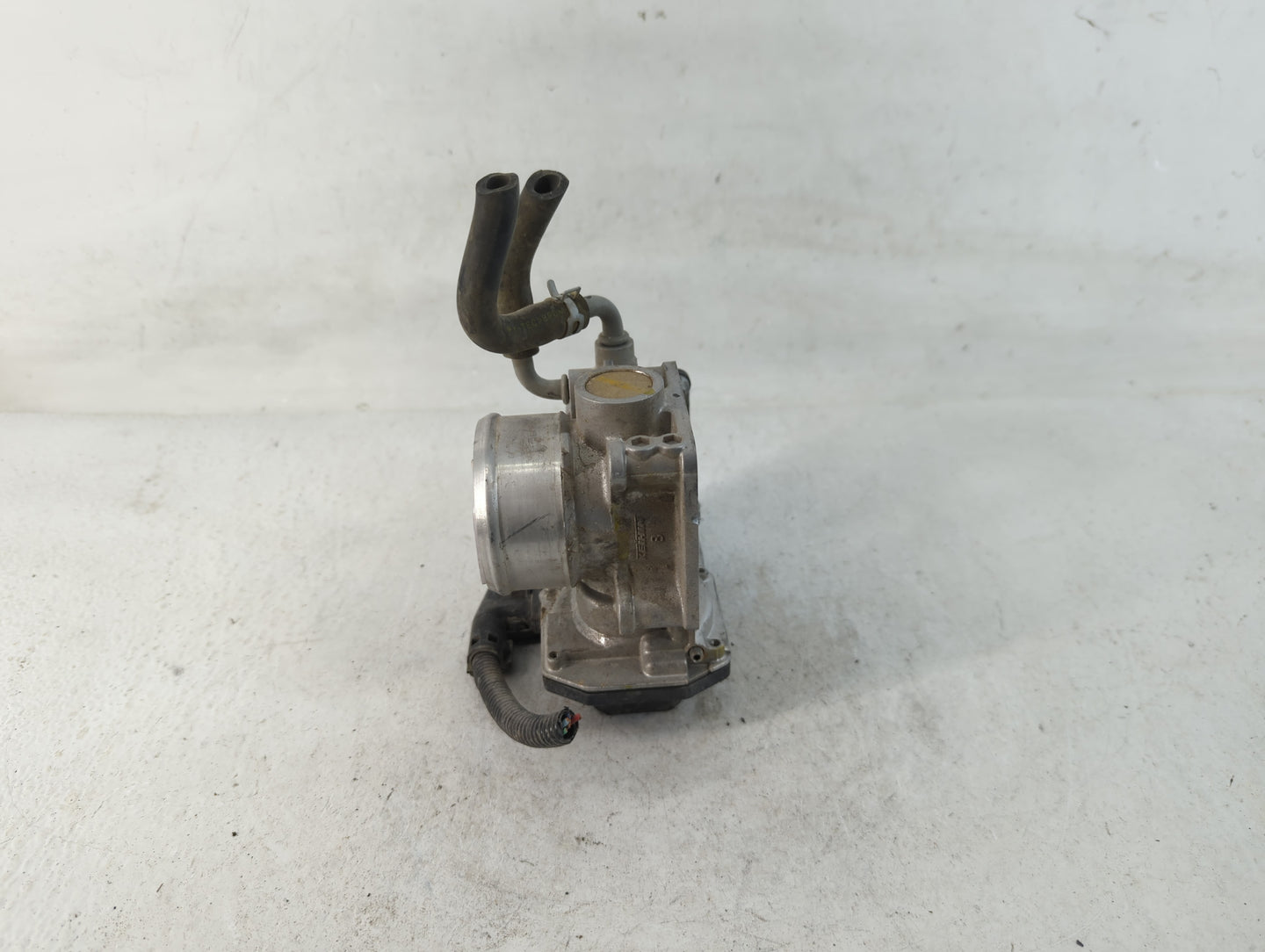 2016-2022 Honda Civic Throttle Body P/N:175470 M90424 Fits Fits 2016 2017 2018 2019 2020 2021 2022 OEM Used Auto Parts - Oem