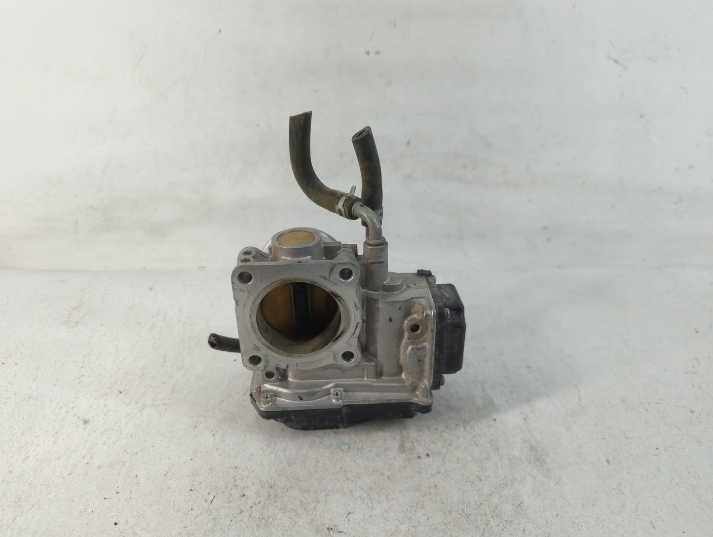 2016-2022 Honda Civic Throttle Body P/N:175470 M90424 Fits Fits 2016 2017 2018 2019 2020 2021 2022 OEM Used Auto Parts - Oem