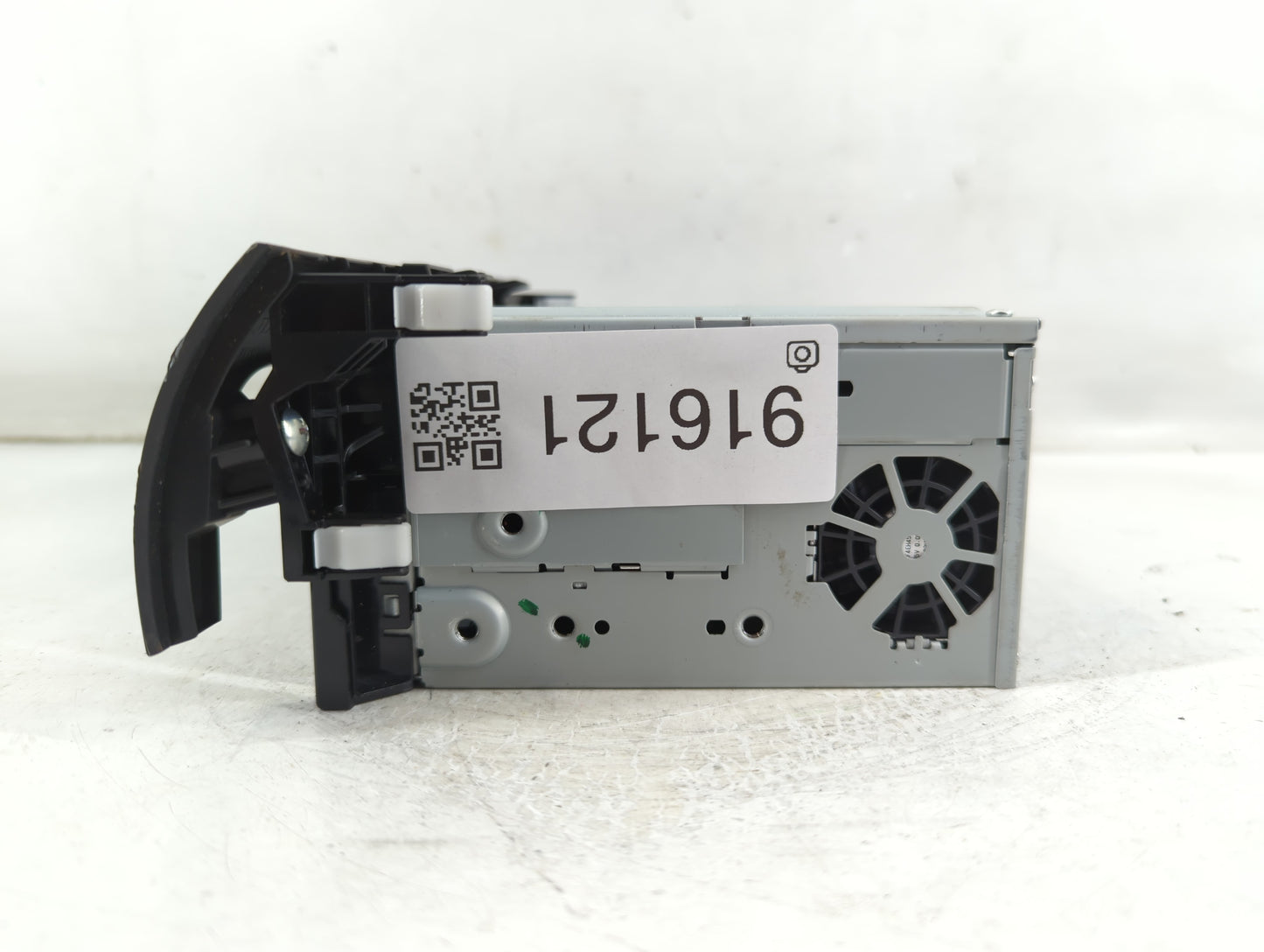2019-2021 Honda Civic Radio AM FM Cd Player Receiver Replacement P/N:39101-TBF-AE1-M1 Fits Fits 2019 2021 OEM Used Auto Part