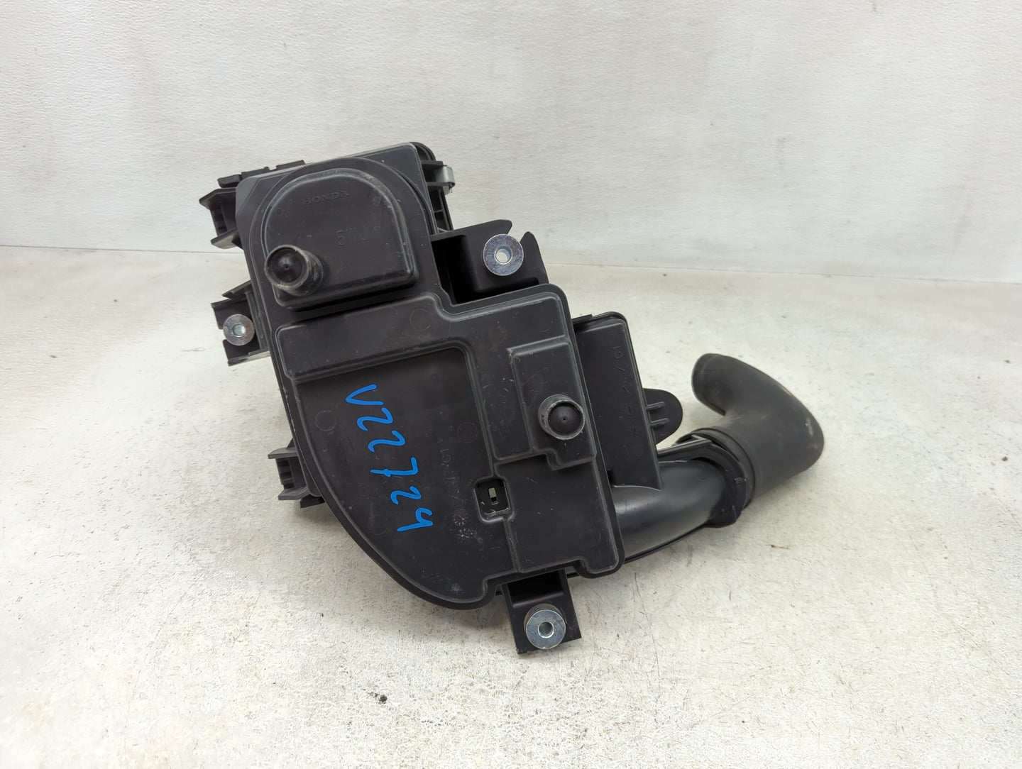 2018-2021 Honda Clarity Air Cleaner Intake-duct Hose Tube - Oemusedautoparts1.com