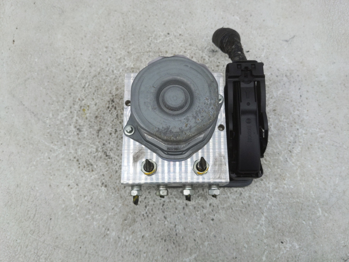 2018-2021 Honda Clarity ABS Pump Control Module Replacement Fits Fits 2018 2019 2020 2021 OEM Used Auto Parts - Oemusedautop