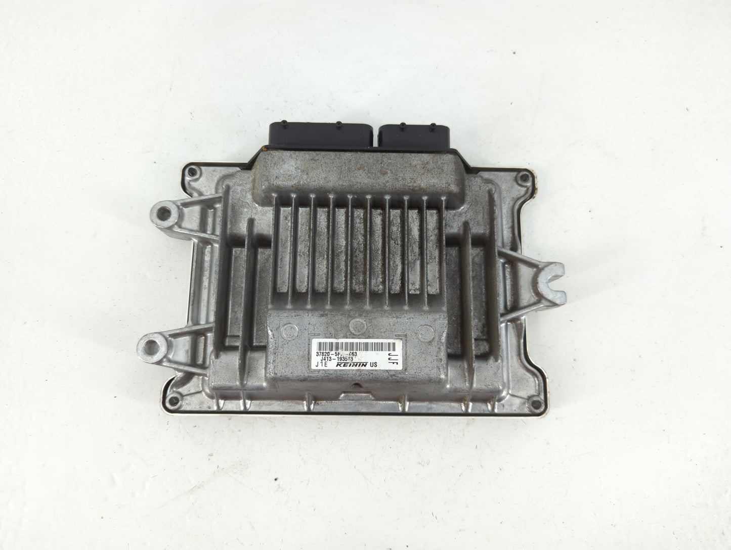 2019 Honda Cr-V PCM Engine Control Computer ECU ECM PCU OEM P/N:37820-5PA-663 Fits OEM Used Auto Parts - Oemusedautoparts1.c