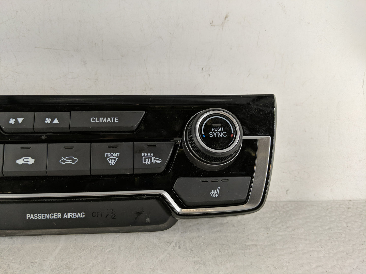 2017-2022 Honda Cr-V Climate Control Module Temperature AC/Heater Replacement P/N:79620TLAA413M1 35217232947 Fits OEM Used A