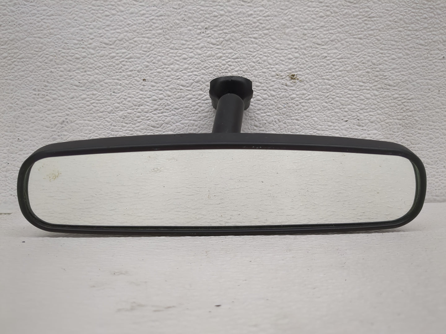 2017-2019 Honda Cr-V Interior Rear View Mirror Replacement OEM P/N:E11015617 E11045617 Fits OEM Used Auto Parts - Oemusedaut