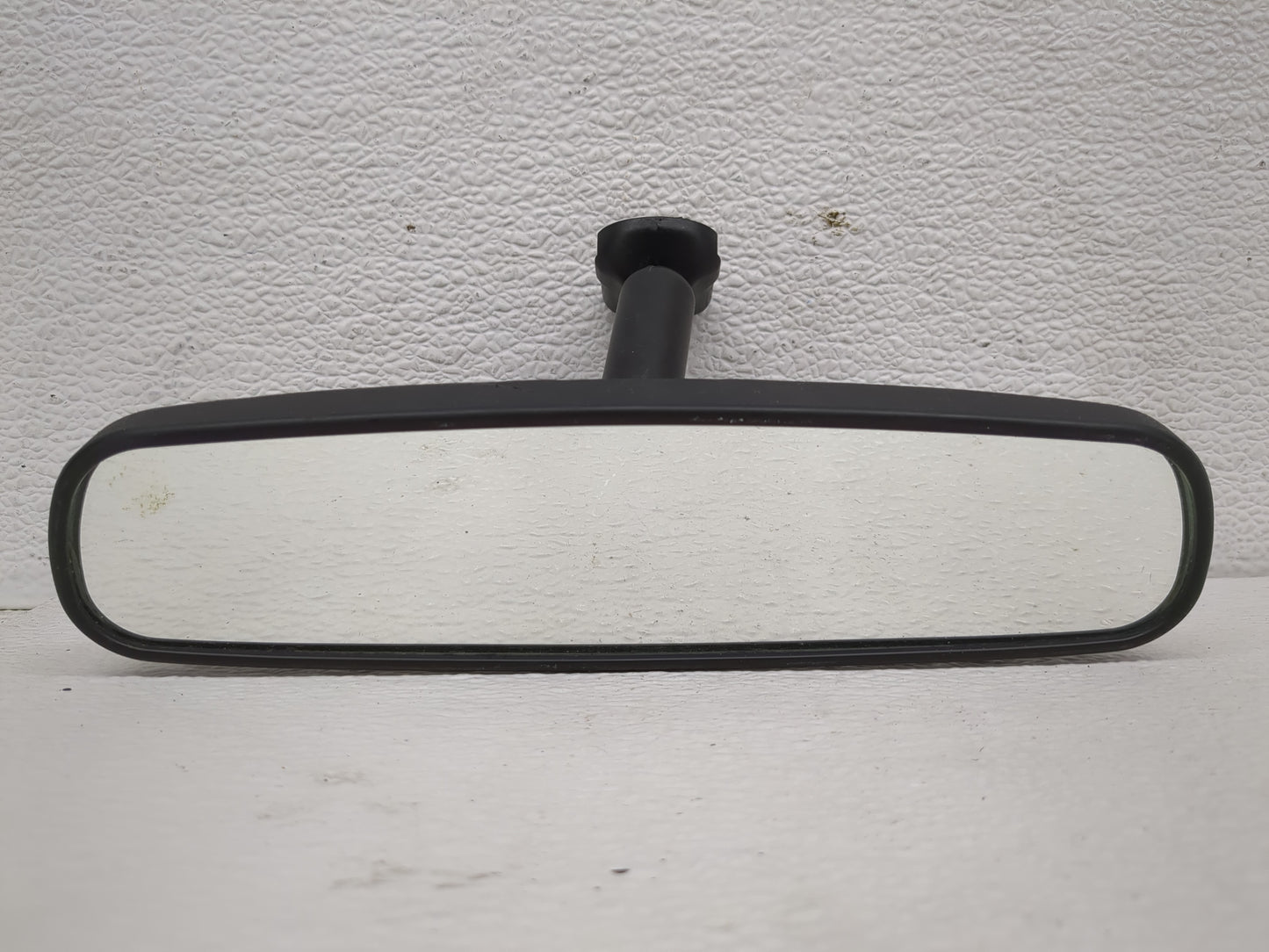 2017-2019 Honda Cr-V Interior Rear View Mirror Replacement OEM P/N:E11015617 E11045617 Fits OEM Used Auto Parts - Oemusedaut