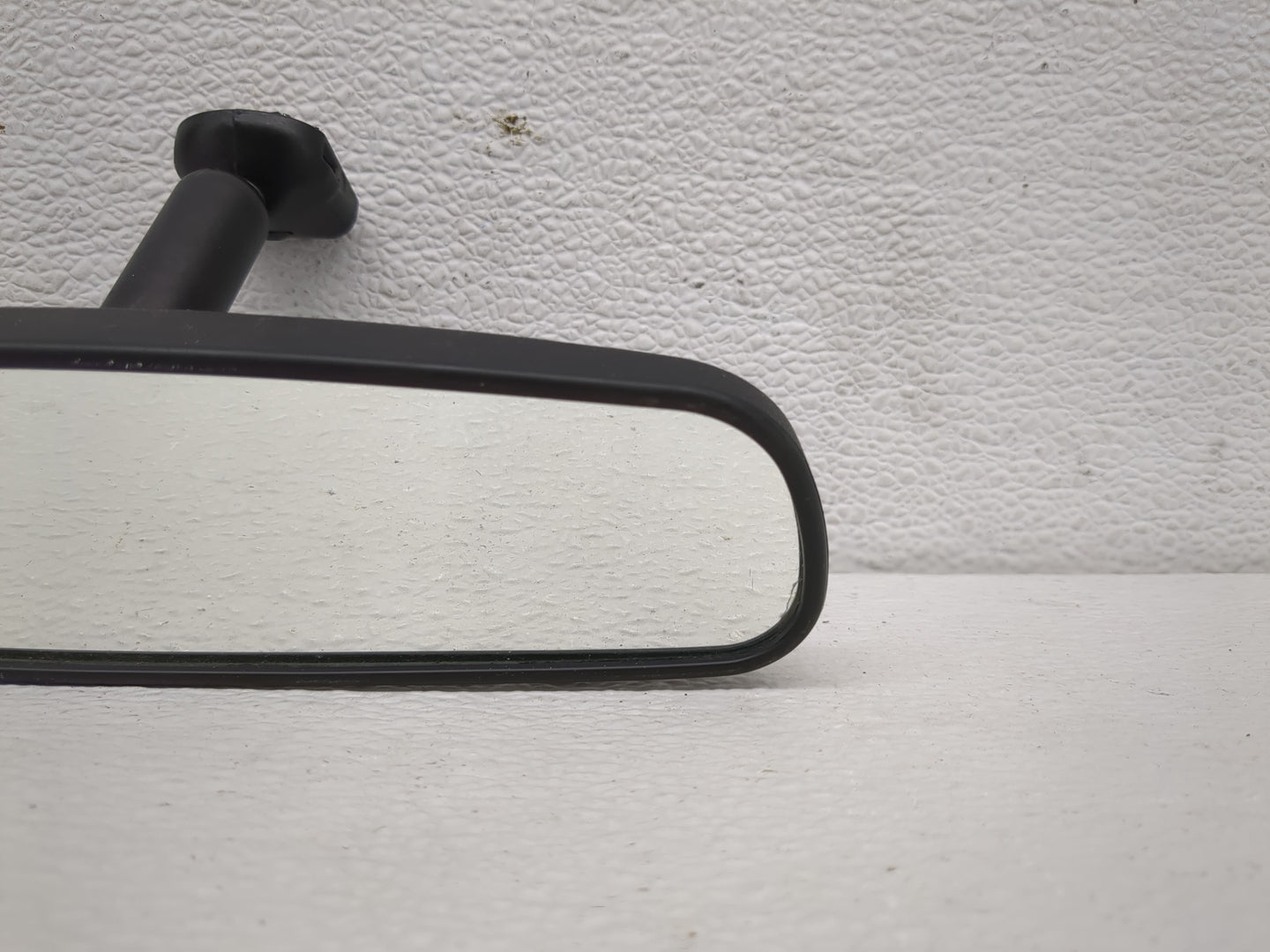2017-2019 Honda Cr-V Interior Rear View Mirror Replacement OEM P/N:E11015617 E11045617 Fits OEM Used Auto Parts - Oemusedaut