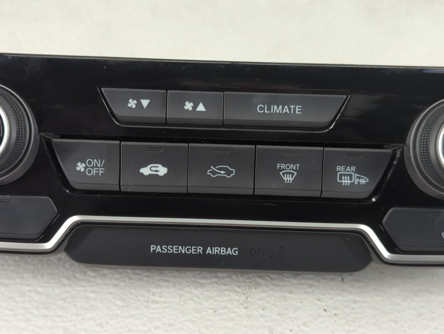 2017-2022 Honda Cr-V Climate Control Module Temperature AC/Heater Replacement P/N:79620T LAA413M1 NH900L Fits OEM Used Auto 