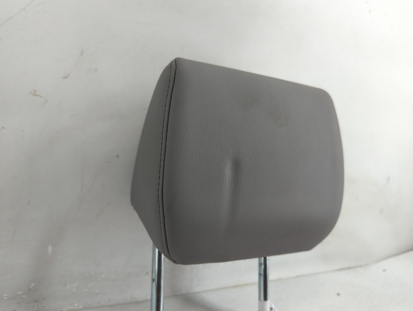 2019 Honda Cr-V Headrest Head Rest Front Driver Passenger Seat Fits OEM Used Auto Parts - Oemusedautoparts1.com