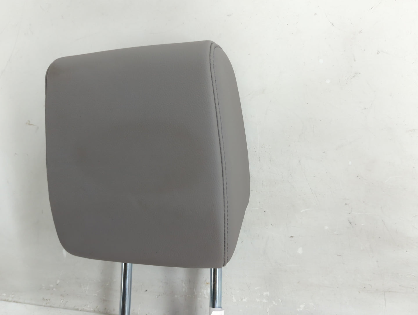 2019 Honda Cr-V Headrest Head Rest Rear Seat Fits OEM Used Auto Parts - Oemusedautoparts1.com