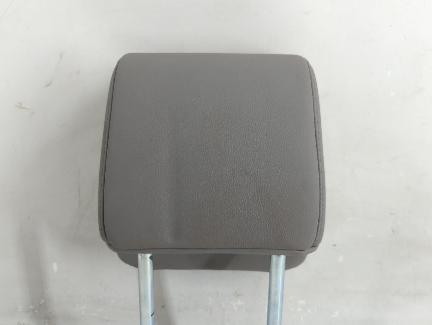 2019 Honda Cr-V Headrest Head Rest Rear Seat Fits OEM Used Auto Parts - Oemusedautoparts1.com