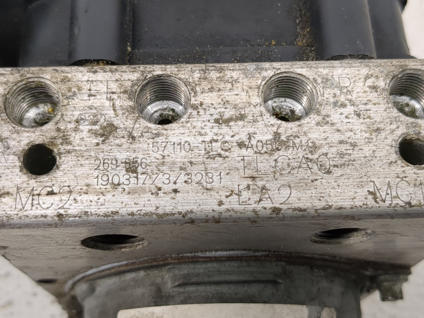 2017-2019 Honda Cr-V ABS Pump Control Module Replacement Fits Fits 2017 2018 2019 OEM Used Auto Parts - Oemusedautoparts1.co