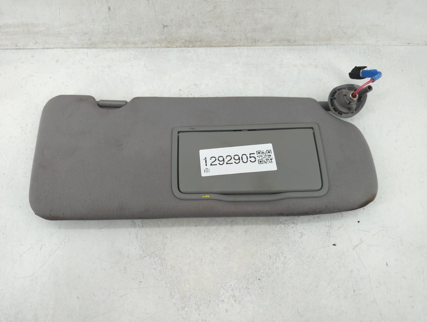 2017-2019 Honda Cr-V Sun Visor Shade Replacement Passenger Right Mirror Fits Fits 2017 2018 2019 OEM Used Auto Parts - Oemus