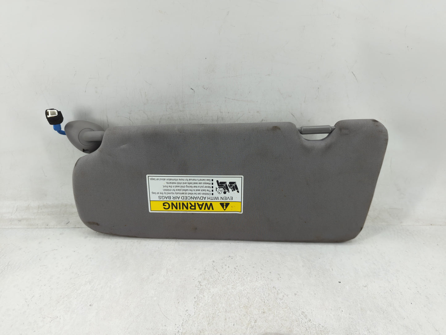 2017-2019 Honda Cr-V Sun Visor Shade Replacement Passenger Right Mirror Fits Fits 2017 2018 2019 OEM Used Auto Parts - Oemus