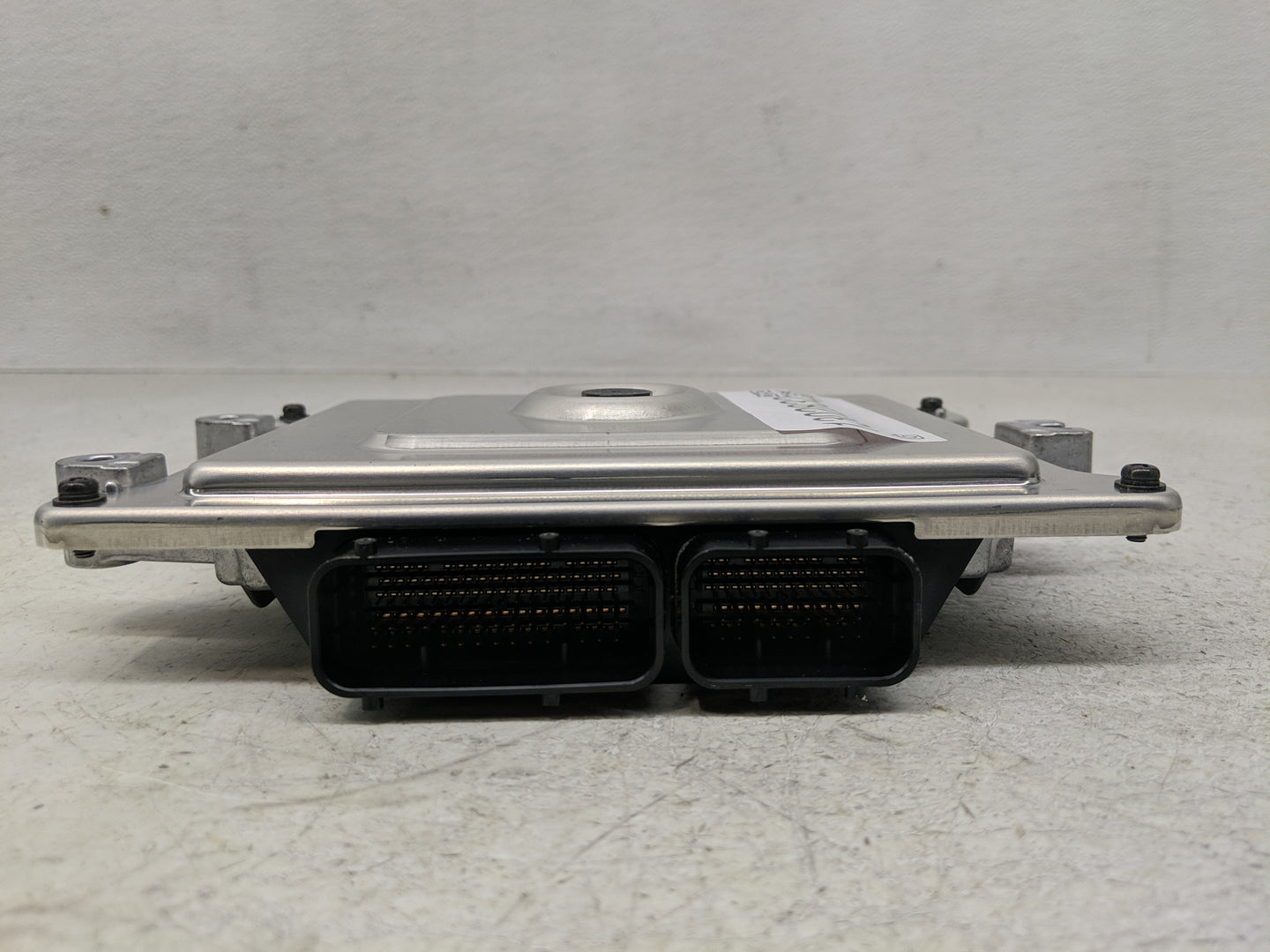 2019 Honda Cr-V PCM Engine Control Computer ECU ECM PCU OEM P/N:37820-5PA-662 Fits OEM Used Auto Parts - Oemusedautoparts1.c