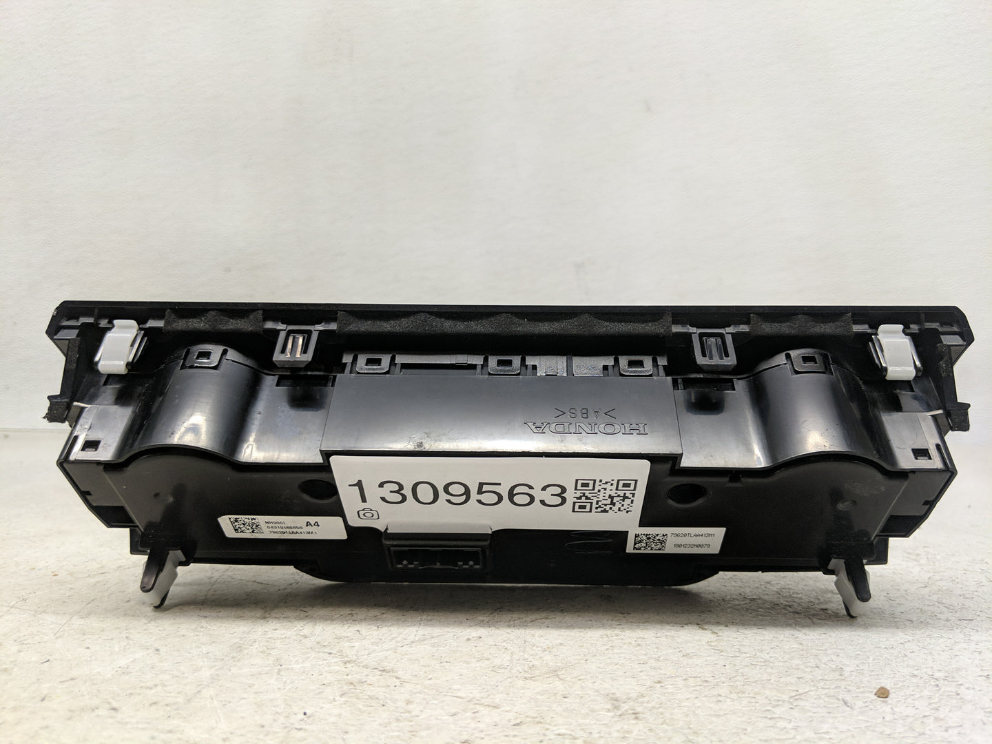 2017-2021 Honda Cr-V Climate Control Module Temperature AC/Heater Replacement P/N:79620-TLA-A413-M1 Fits OEM Used Auto Parts
