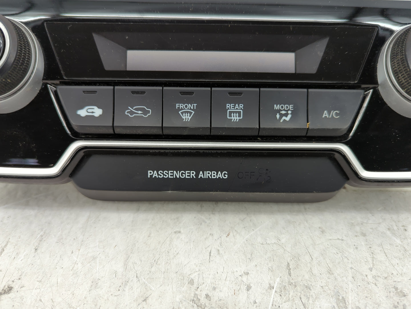 2017-2021 Honda Cr-V Climate Control Module Temperature AC/Heater Replacement P/N:79620TLAA013M1 Fits OEM Used Auto Parts - 
