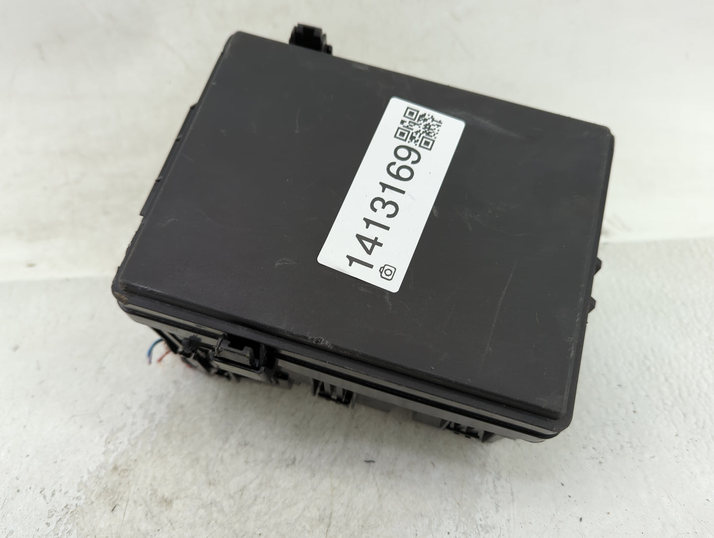 2017-2022 Honda Cr-V Fusebox Fuse Box Panel Relay Module P/N:TLAA01A0 Fits Fits 2017 2018 2019 2020 2021 2022 OEM Used Auto 