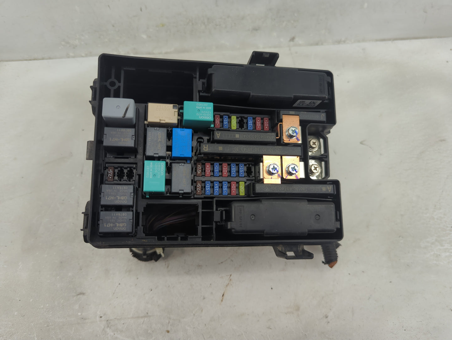 2017-2019 Honda Cr-V Fusebox Fuse Box Panel Relay Module Fits Fits 2017 2018 2019 OEM Used Auto Parts - Oemusedautoparts1.co