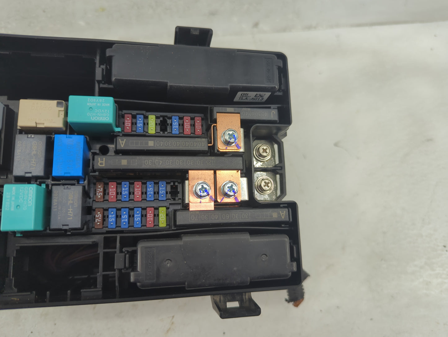 2017-2019 Honda Cr-V Fusebox Fuse Box Panel Relay Module Fits Fits 2017 2018 2019 OEM Used Auto Parts - Oemusedautoparts1.co