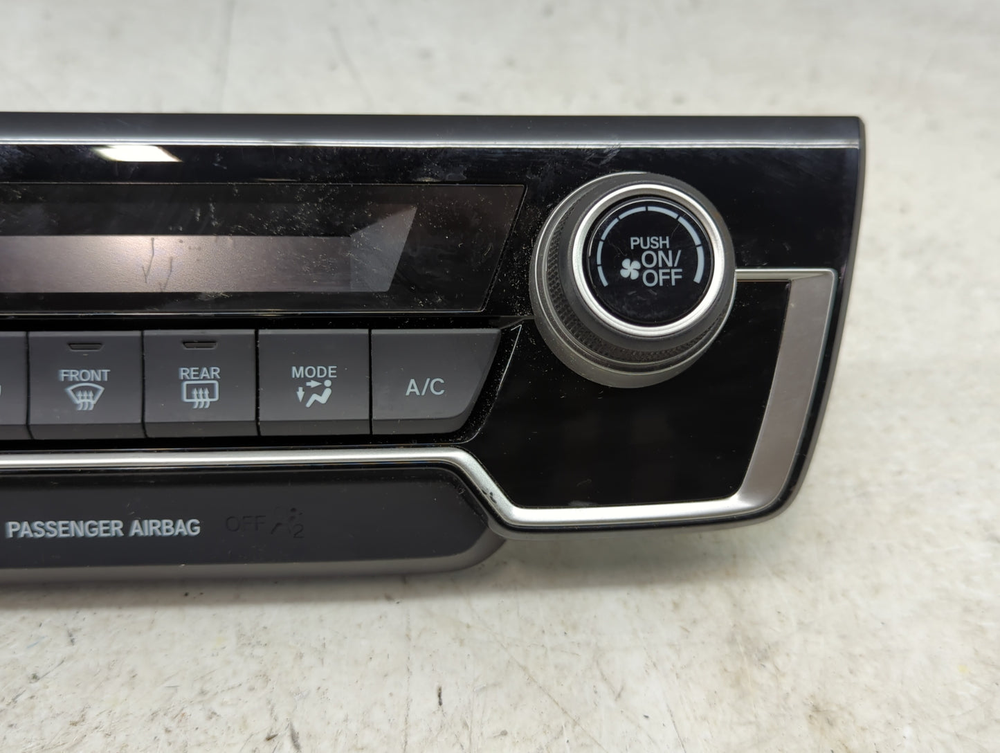2017-2021 Honda Cr-V Climate Control Module Temperature AC/Heater Replacement P/N:79620TLAA013M1 Fits OEM Used Auto Parts - 