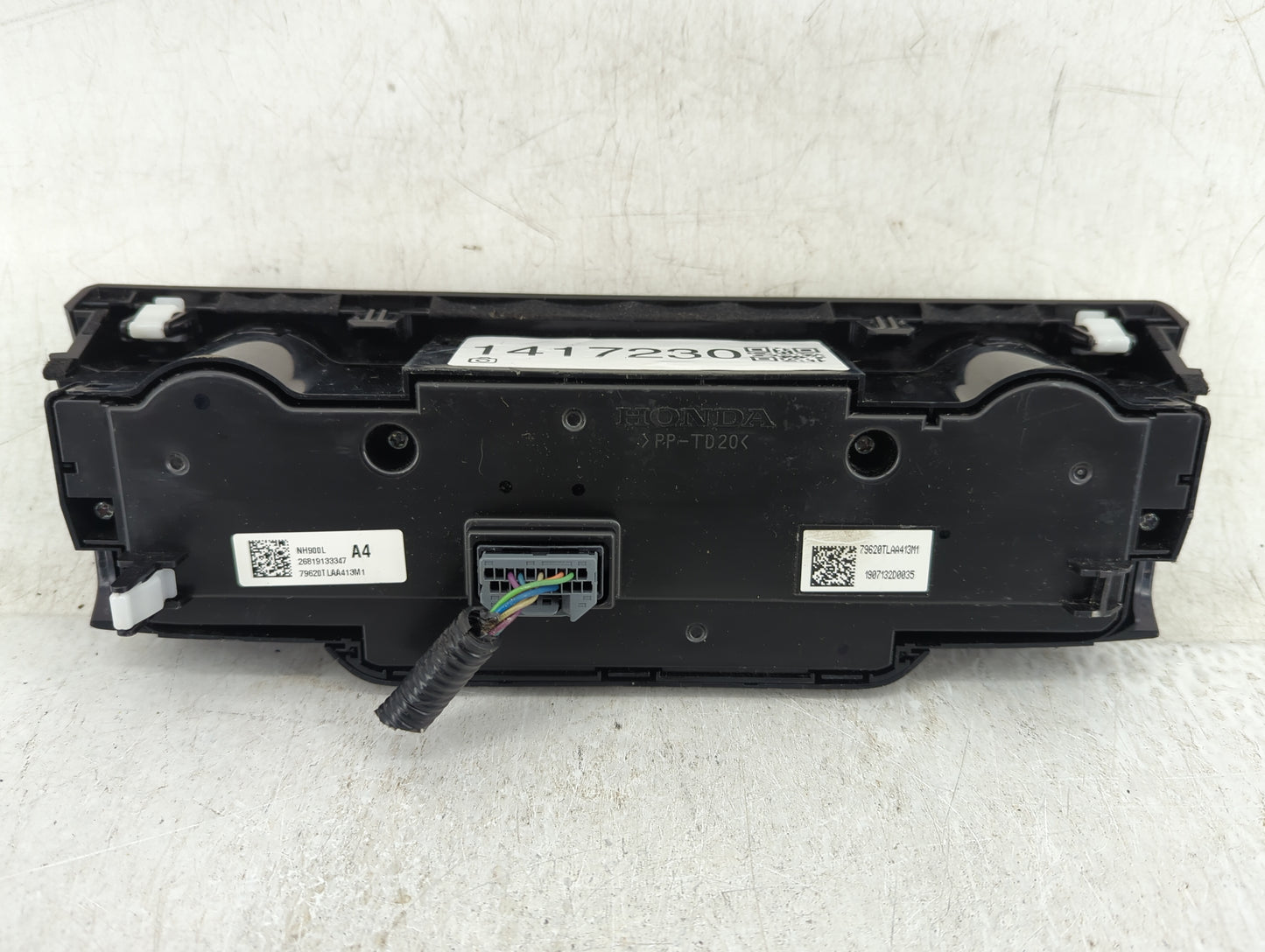 2017-2022 Honda Cr-V Climate Control Module Temperature AC/Heater Replacement P/N:79620TLAA413M1 Fits OEM Used Auto Parts - 